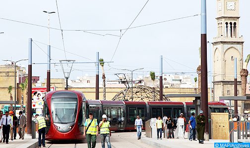 الدار البيضاء: تأكيد عدم الزيادة في تسعيرة تذكرة النقل بالنسبة للتراموي