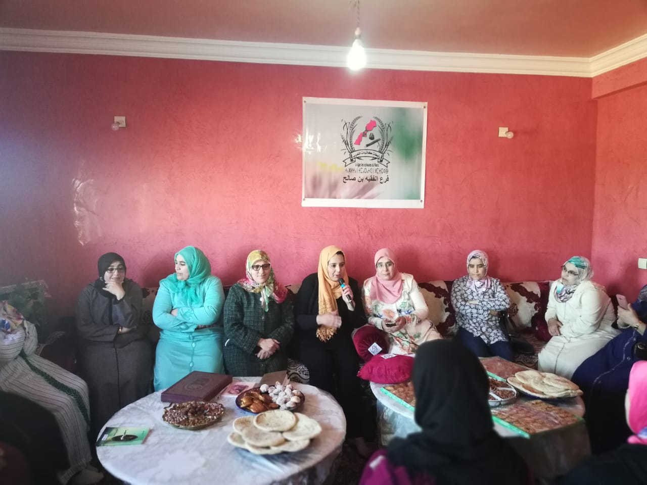 رابطة كاتبات المغرب – فرع الفقيه بن صالح – تفتتح صالونها الأدبي