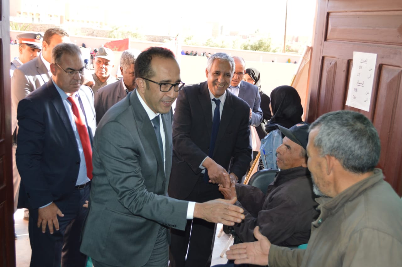 عامل إقليم زاگورة يتفقد القافلة الطبية بقيادة النقوب