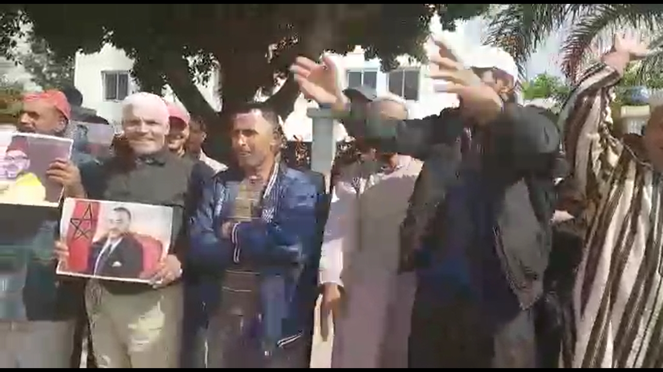 بالفيديو: الحمى وصلت لباعة جوطية الصخيرات.. وها مطالبهم!