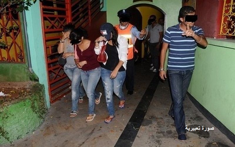 المهدية مداهمة وكر للدعارة وتوقيف 10 شخاص من بينهم مبحوث عنهم