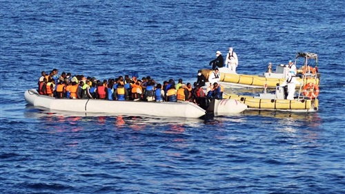 إنقاذ 141 مهاجرا في البحر بين المغرب واسبانيا