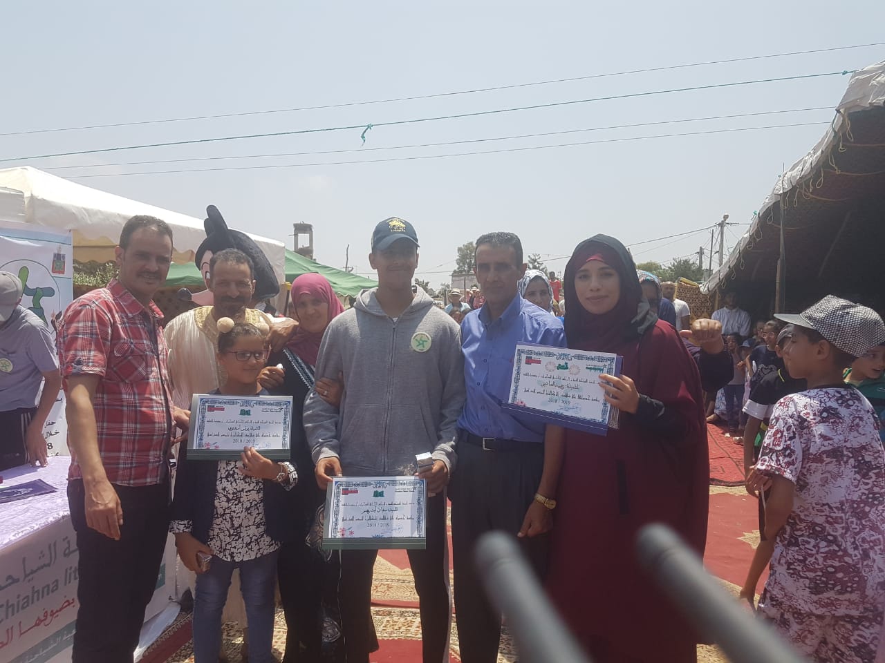 جمعية الشياحنة للتنمية تحتفي بالتلاميذ المتفوقين بالشراكة مع المجلس الجماعي للصخيرات