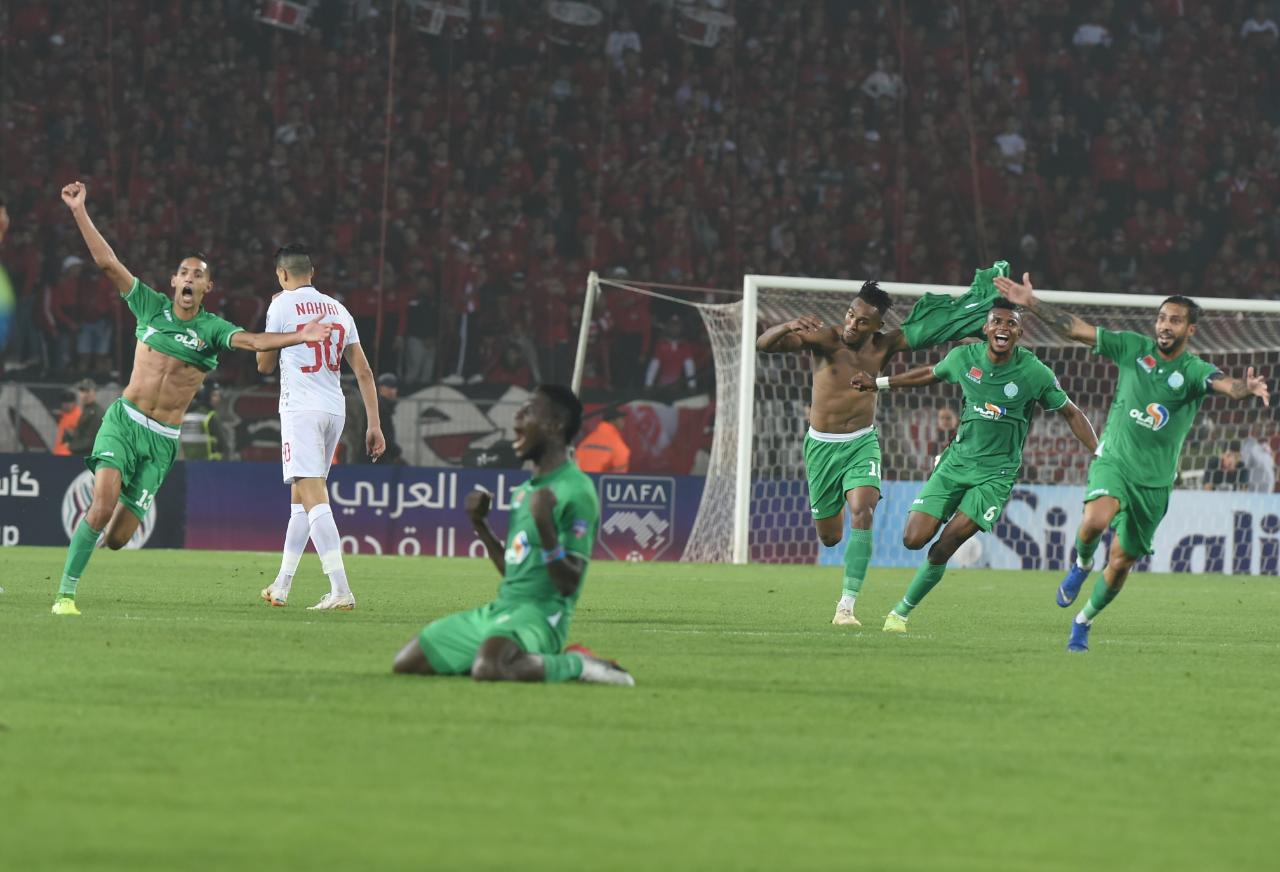 كأس محمد السادس: الرجاء يقتنص تأهلا قاتلا إلى ربع النهائي بعد التعادل مع الوداد