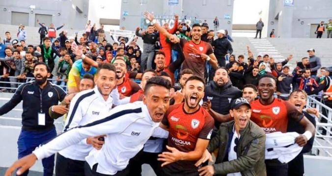 الدار البيضاء: فرحة هستيرية بالحي المحمدي بعد فوز ( طاس ) بلقب كأس العرش