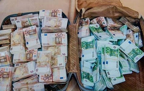 ضبط حوالي 26 مليون درهم بالعملة الصعبة في معبر باب سبتة