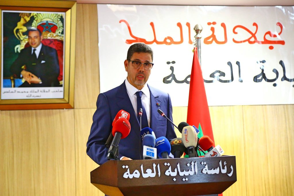 حث المسؤولين القضائيين على فتح أبحاث بشأن ما يتوصلون به من شكايات حول الفساد