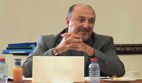 رئيس بلدية بوزنيقة يقرر إغلاق مقهى ومحل اللحوم الفاسدة