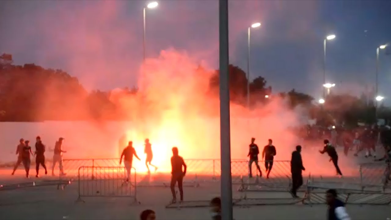 ظاهرة الشغب بالملاعب تستدعى أكثر من وقفة تأملية