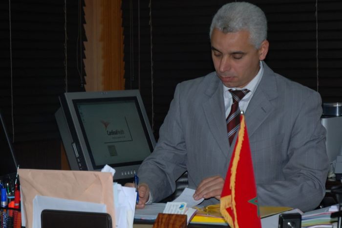 وزير الصحة يكشف عن هوية المُعلَن عن إصابته بـ”كورونا”