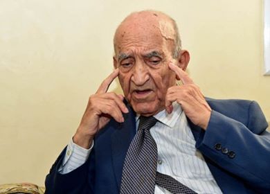 الوزير الأول الأسبق عبد الرحمان اليوسفي في ذمة الله