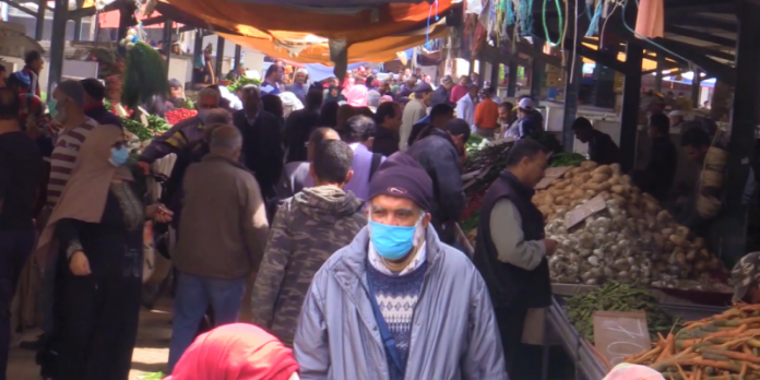 الطيب حمضي: عدم احترام التدابير الوقائية من طرف بعض المواطنين قد يفرض التراجع عن اجراءات التخفيف