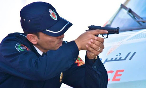القصر الكبير.. شرطي يستعمل سلاحه الوظيفي لتوقيف مبحوث عنه خطير