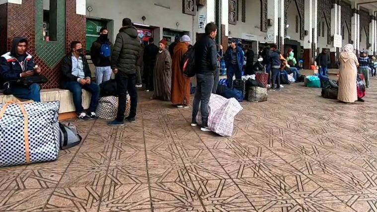 محطات نقل المسافرين بالدار البيضاء .. ليلة البحث عن السفر بأي وسيلة