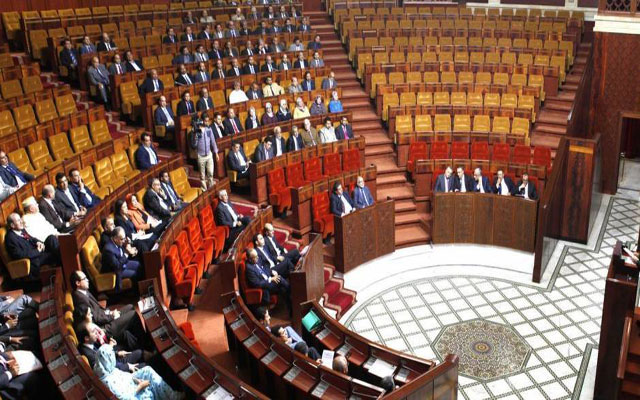 تجريد برلماني من عضويته بسبب شيك بدون رصيد