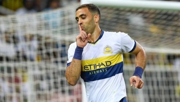 حمد الله يعزز صدارته في ترتيب الهدافين بالدوري السعودي
