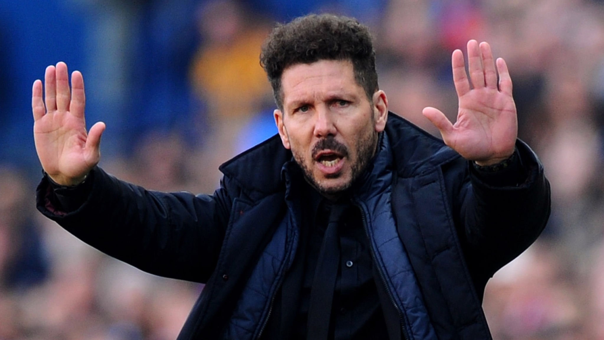 إصابة مدرب أتلتيكو مدريد سيميوني بكورونا
