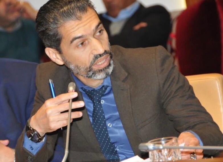 البرلماني بنجلول ينقل مشكلة معمل “الزفت” ببنسليمان الى البرلمان