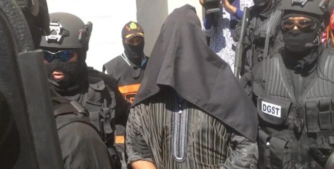 الفنيدق ..توقيف شخص للاشتباه في تورطه في قضية تتعلق بالإشادة بالإرهاب والعنف ضد الأصول وحيازة السلاح الأبيض