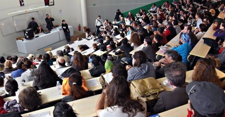 وتيرة تسجيل الطلبة الأجانب بالمغرب تراجعت في زمن تفشي الجائحة