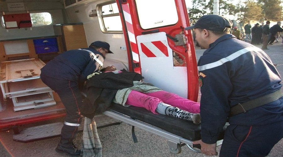 إقليم طاطا يستقبل العام الجديد بانقلاب “بيكوب” تقل عمالا بإحدى الضيعات الفلاحية ..وفاة شخص وإصابات..