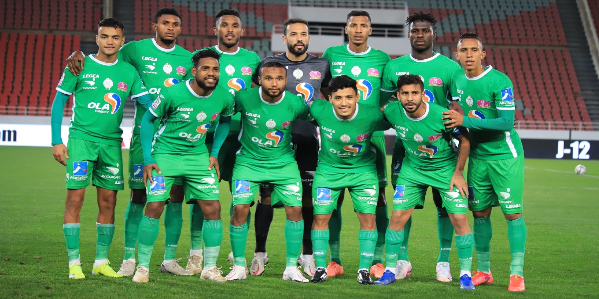 بعد رفع الفيفا للعقوبات ، فريق الرجاء يبرم تعاقدات جديدة 