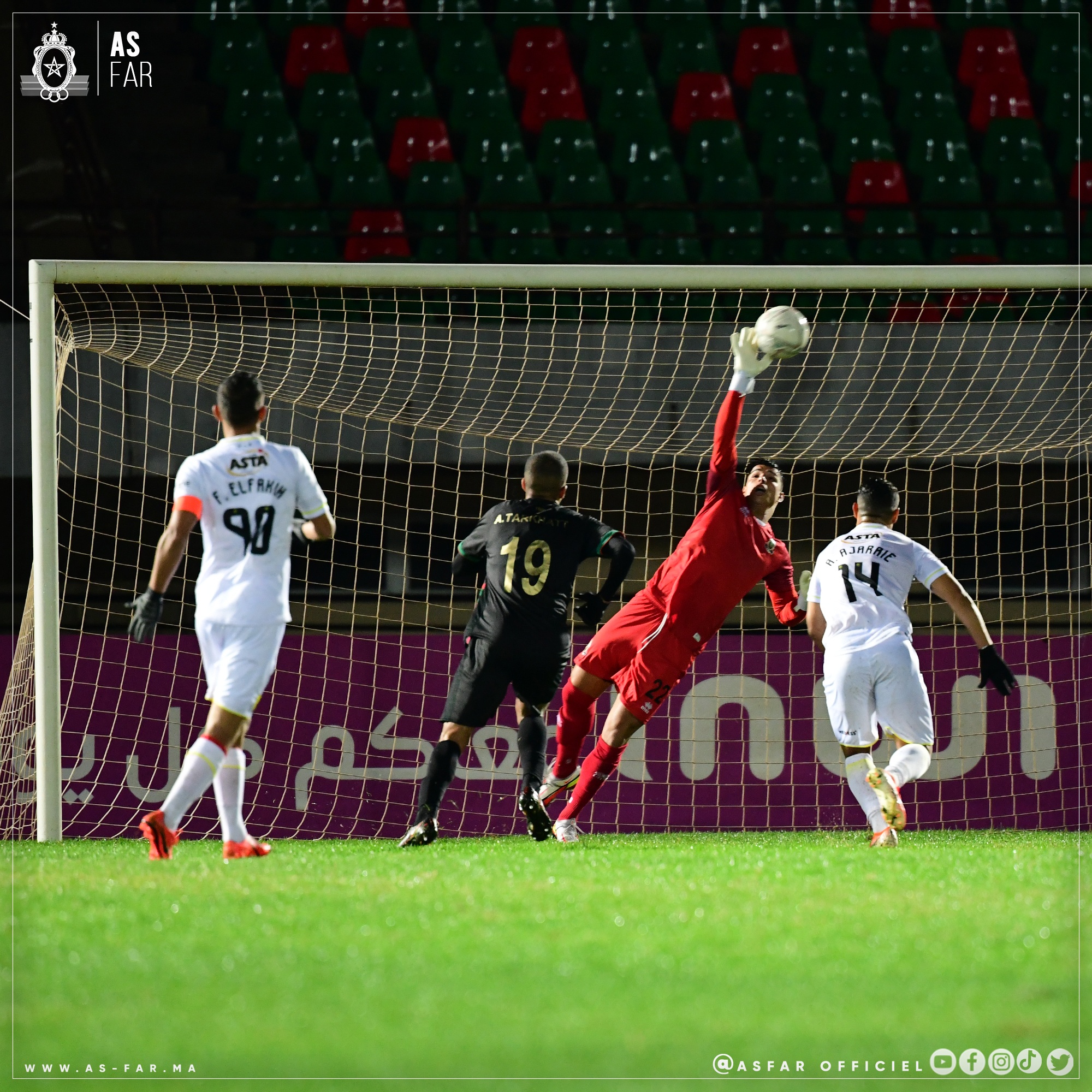 الجيش الملكي يتعادل مع المغرب الفاسي و ينفرد بالمركز الثالث