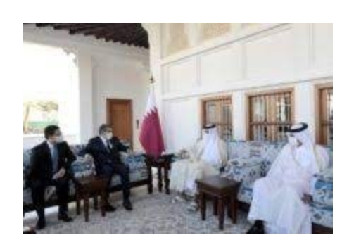أمير دولة قطر يستقبل عزيز أخنوش