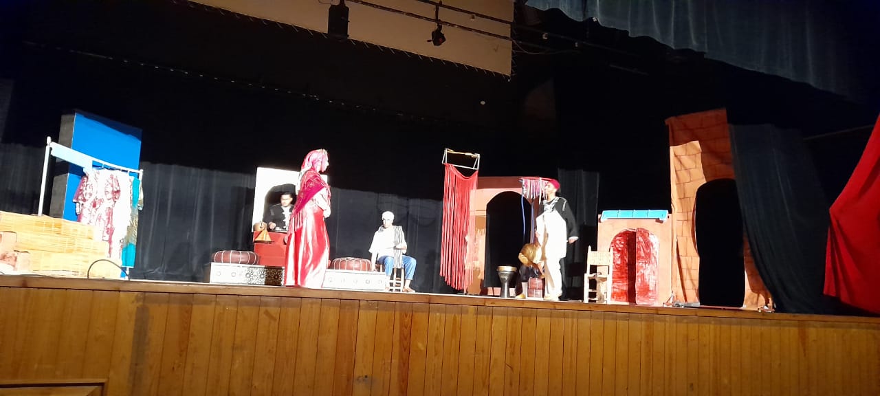 الاحتفالية في مسرحية “قصة لوزان”