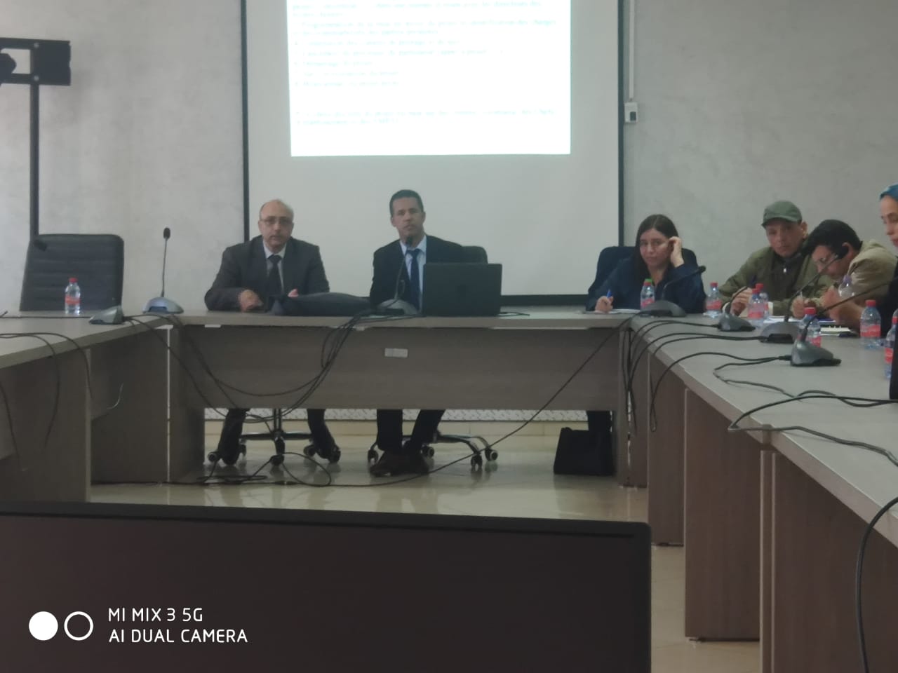 المدير الإقليمي للتربية والتعليم بالصخيرات تمارة يعقد لقاء تواصليا حول مشروع ” المدرسة المفتوحة”