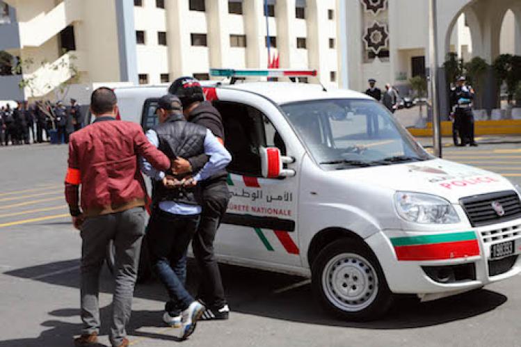 توقيف 45 شخصا جلهم قاصرين لتورطهم في أعمال تخريب بالدار البيضاء
