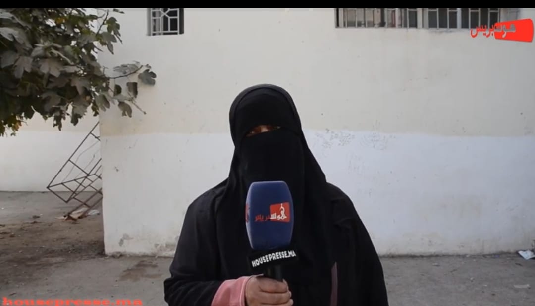 سلا ..أم مكمومة ولدها مسجون بتيفلت 2 وأصيت بمرض مزمن داخل السجن وسالات فترة محكوميته وباقي مشدود