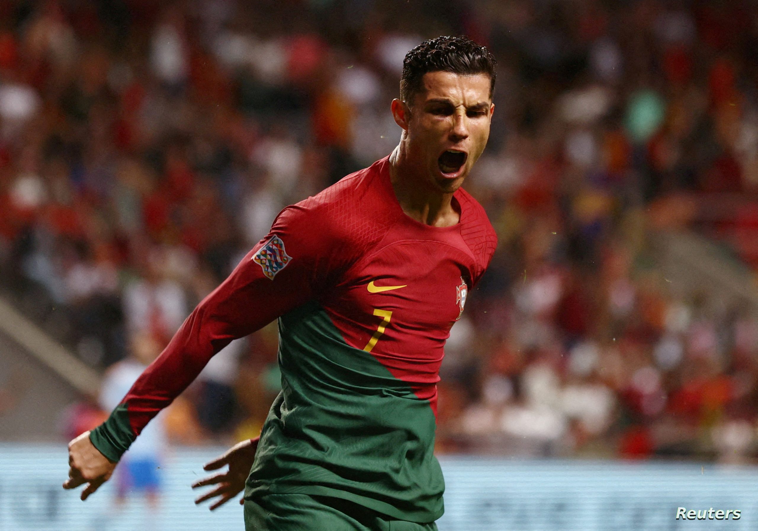 قبل لقاء المغرب.. الخلاف يتصاعد بين رونالدو والمدرب سانتوس
