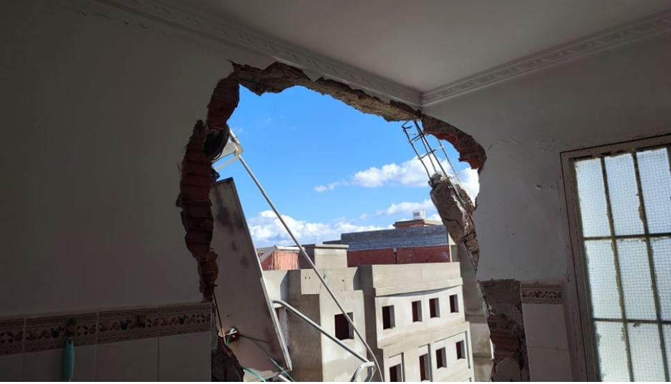طنجة ..مصرع سيدة في إنهيار جزء من بناية مهجورة