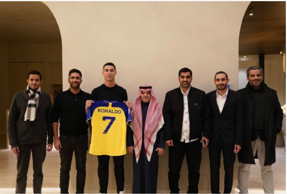 تجهيز قصر لكريستيانو رونالدو وعائلته بمنطقة “المحمدية” في العاصمة الرياض