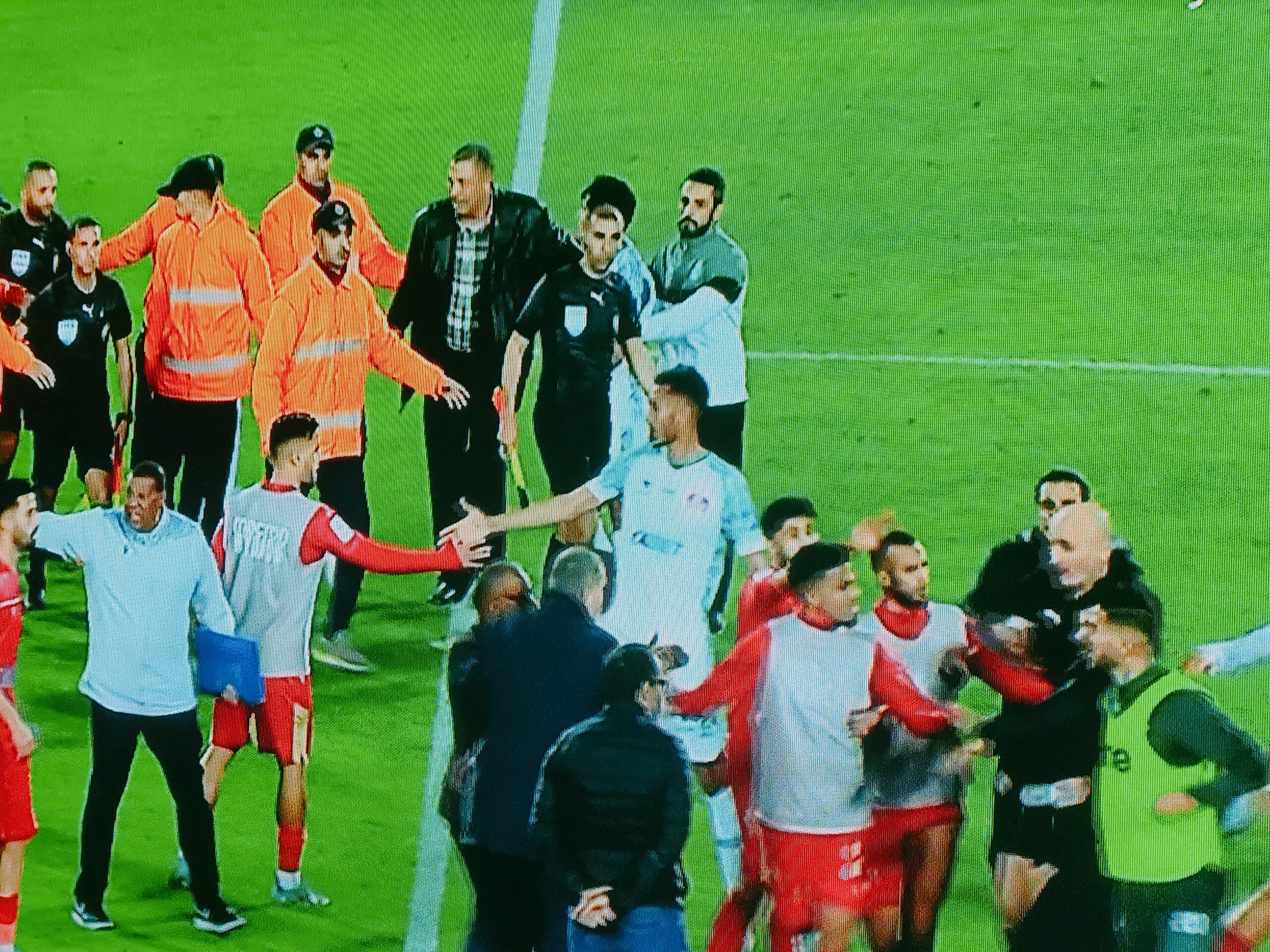 التعادل يحسم الديربي البيضاوي بين الوداد والرجاء