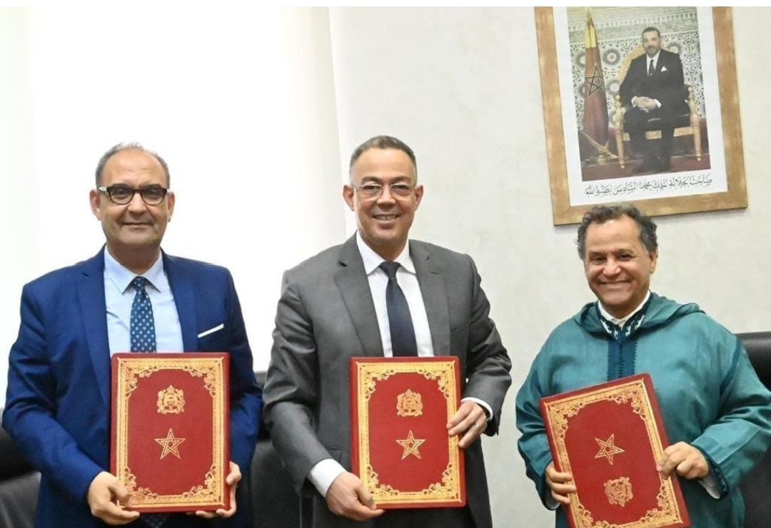 لقجع يوقع اتفاقية تعاون وشراكة  لإحداث وتدبير مركز البحث والتوثيق في المجال الرياضي