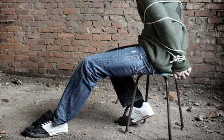 اختطاف وتعذيب شخصين داخل صندوق كهربائي في مكناس