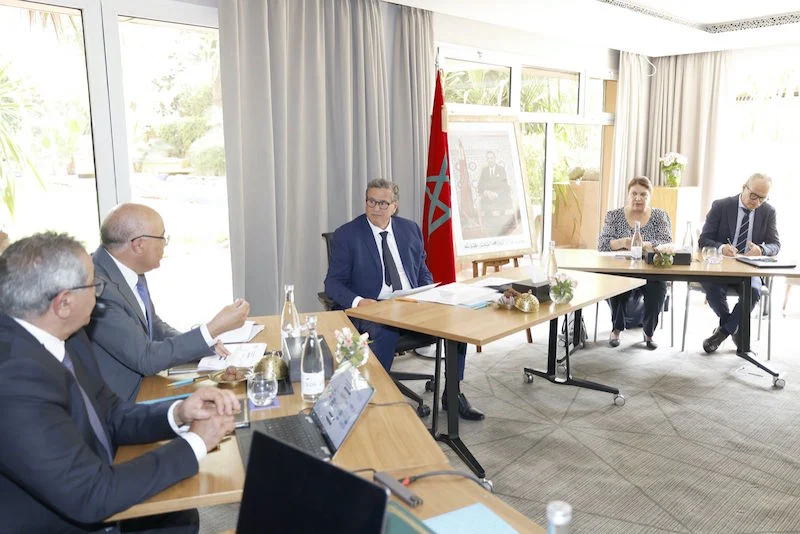 الحكومة تمتص غضب طلبة الطب بوعود جديدة