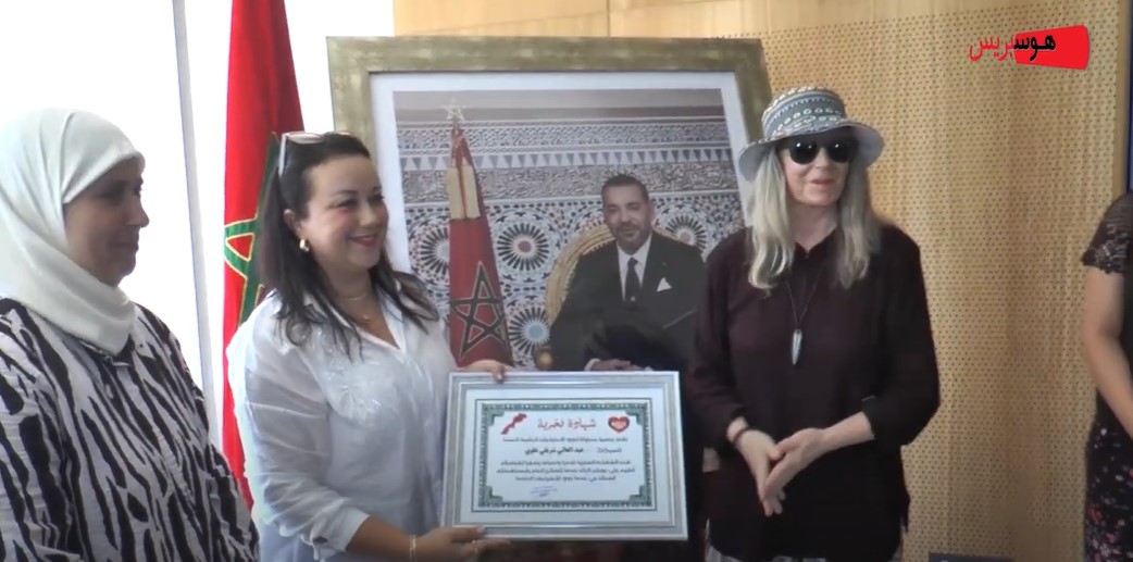 سفيرة السلم والسلام ورئيسة جمعية مساواة في تامسنا