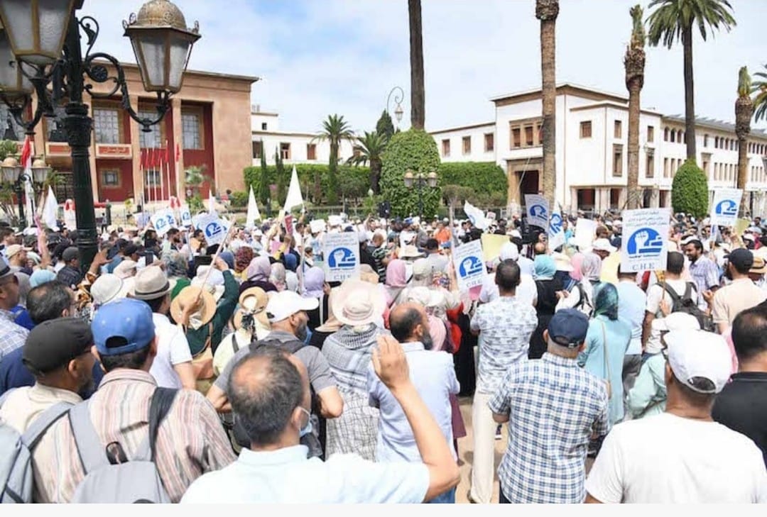 نقابيو التعليم يطالبون الوزير الجديد بتسريع تنفيذ الاتفاقات العالقة
