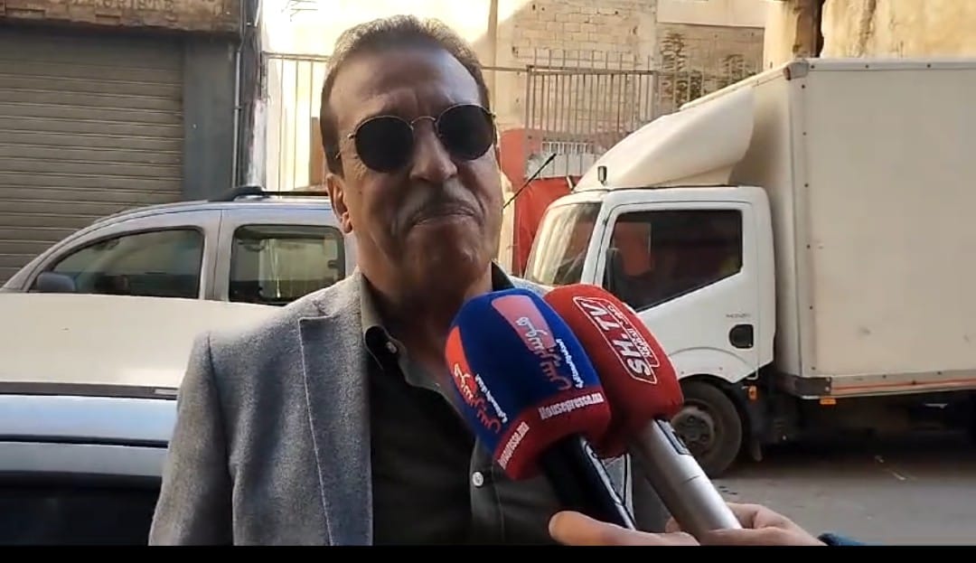 الفنان عزيز دادس يشارك نجل الخياري فيديو كليب