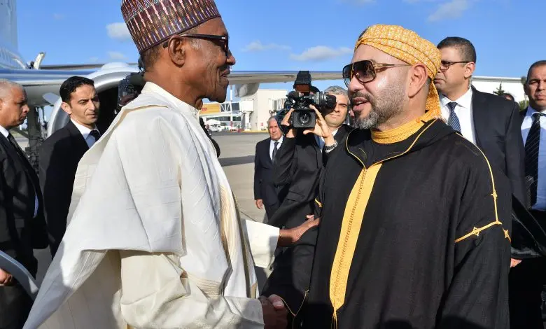 الملك محمد السادس يعزي رئيس نيجيريا في وفاة الرئيس السابق محمد بخاري.