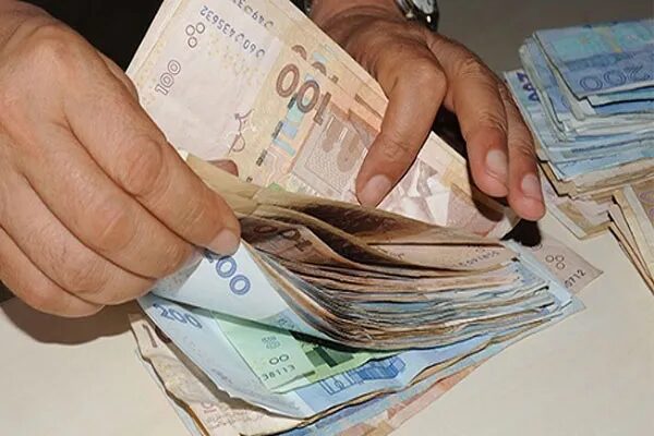 الحكومة تعلن صرف الشطر الثاني من زيادة الأجور نهاية يوليوز وترقب لارتفاع كلفة الحوار الاجتماعي إلى 49 مليار درهم.